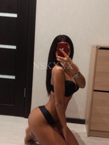 Моника фото 5